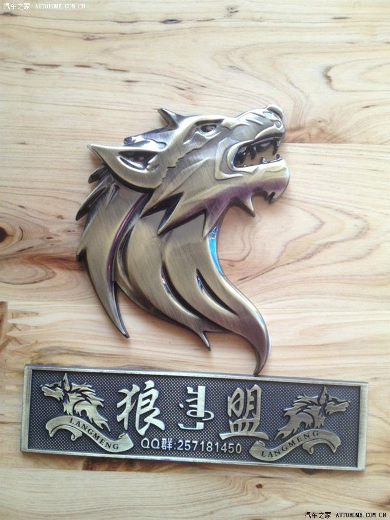 武汉,这座充满活力的城市,不仅有历史的沉淀,更有现代都市的热情与繁华。今天,我们就来深入探讨一下这座城市独特的夜生活文化。